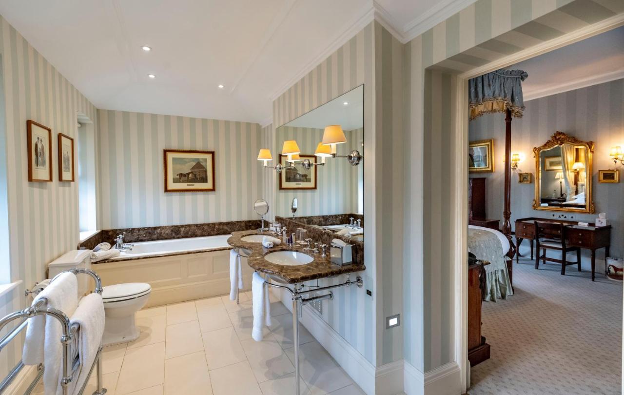 The Jockey Club Rooms Newmarket  Bagian luar foto