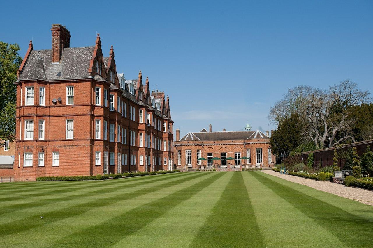 The Jockey Club Rooms Newmarket  Bagian luar foto