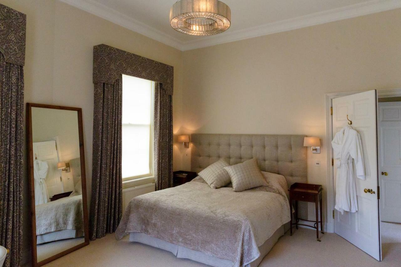 The Jockey Club Rooms Newmarket  Bagian luar foto