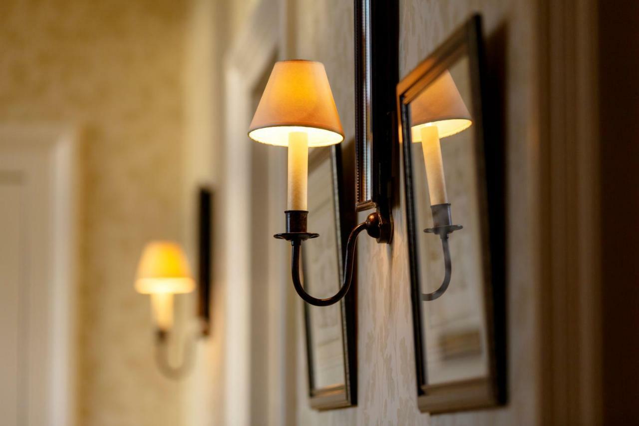 The Jockey Club Rooms Newmarket  Bagian luar foto